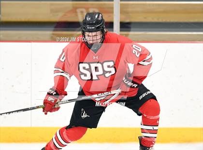 Thumbnail 1 in St. Paul's vs. Loomis (Avon Christmas Classic 7th Place) photogallery.