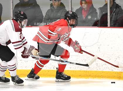 Thumbnail 2 in St. Paul's vs. Loomis (Avon Christmas Classic 7th Place) photogallery.