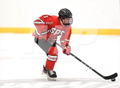 Thumbnail 2 in St. Paul's vs. Loomis (Avon Christmas Classic 7th Place) photogallery.