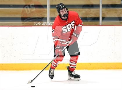 Thumbnail 3 in St. Paul's vs. Loomis (Avon Christmas Classic 7th Place) photogallery.