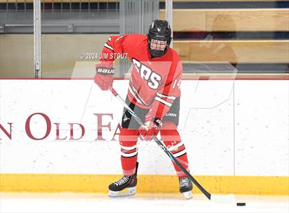 Thumbnail 2 in St. Paul's vs. Loomis (Avon Christmas Classic 7th Place) photogallery.
