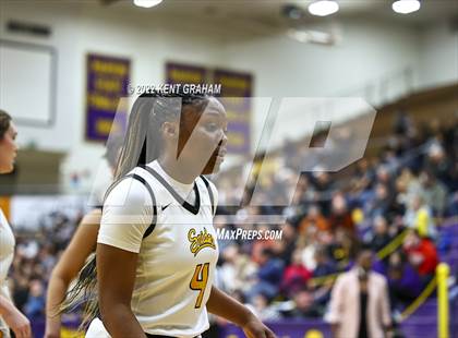 Thumbnail 1 in Fort Wayne Snider vs Noblesville (IHSAA Regional Championship Playoff) photogallery.