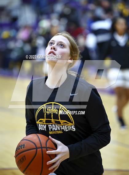 Thumbnail 1 in Fort Wayne Snider vs Noblesville (IHSAA Regional Championship Playoff) photogallery.