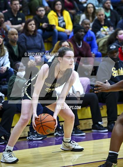 Thumbnail 1 in Fort Wayne Snider vs Noblesville (IHSAA Regional Championship Playoff) photogallery.