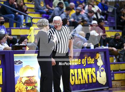 Thumbnail 3 in Fort Wayne Snider vs Noblesville (IHSAA Regional Championship Playoff) photogallery.
