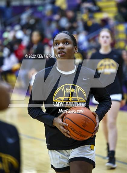 Thumbnail 3 in Fort Wayne Snider vs Noblesville (IHSAA Regional Championship Playoff) photogallery.