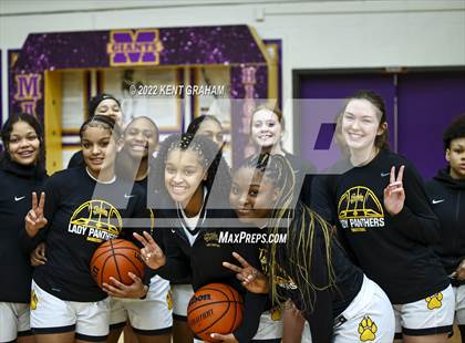 Thumbnail 1 in Fort Wayne Snider vs Noblesville (IHSAA Regional Championship Playoff) photogallery.