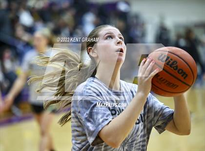 Thumbnail 2 in Fort Wayne Snider vs Noblesville (IHSAA Regional Championship Playoff) photogallery.