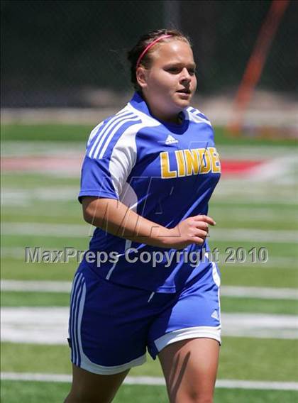 Thumbnail 3 in Ripon vs. Linden (CIF SJS D5 Final) photogallery.
