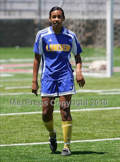 Thumbnail 1 in Ripon vs. Linden (CIF SJS D5 Final) photogallery.