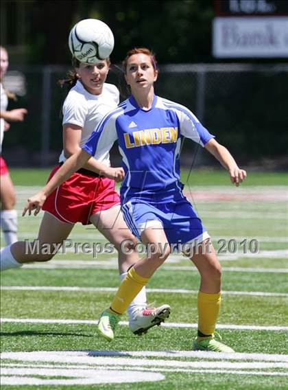 Thumbnail 1 in Ripon vs. Linden (CIF SJS D5 Final) photogallery.