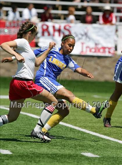 Thumbnail 2 in Ripon vs. Linden (CIF SJS D5 Final) photogallery.