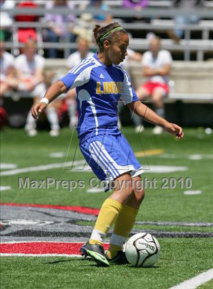 Thumbnail 1 in Ripon vs. Linden (CIF SJS D5 Final) photogallery.