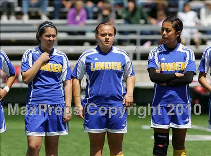 Thumbnail 1 in Ripon vs. Linden (CIF SJS D5 Final) photogallery.