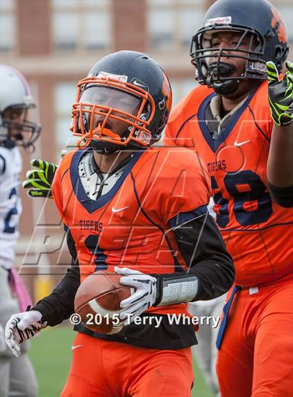 Thumbnail 3 in Lackawanna vs Bennett/Olmsted (Section 6 Class C Semifinal) photogallery.