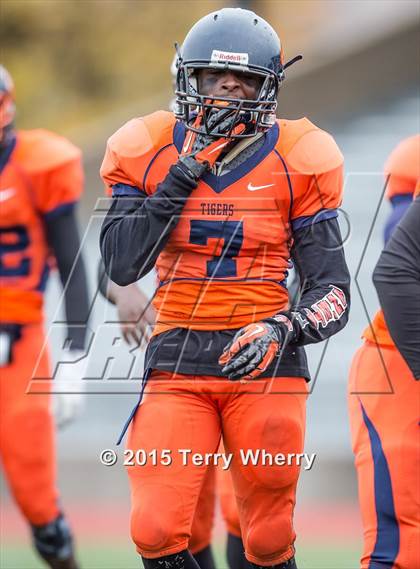 Thumbnail 2 in Lackawanna vs Bennett/Olmsted (Section 6 Class C Semifinal) photogallery.