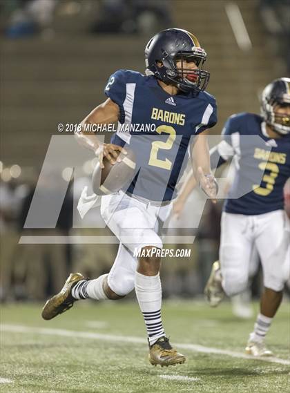 Thumbnail 1 in Bonita Vista vs. Mater Dei Catholic photogallery.