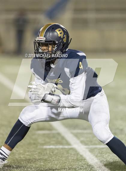 Thumbnail 1 in Bonita Vista vs. Mater Dei Catholic photogallery.