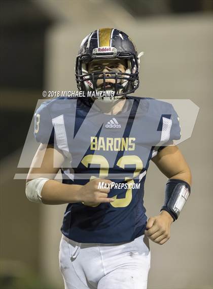 Thumbnail 3 in Bonita Vista vs. Mater Dei Catholic photogallery.