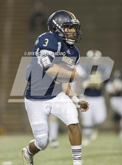 Thumbnail 1 in Bonita Vista vs. Mater Dei Catholic photogallery.