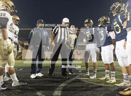 Thumbnail 1 in Bonita Vista vs. Mater Dei Catholic photogallery.
