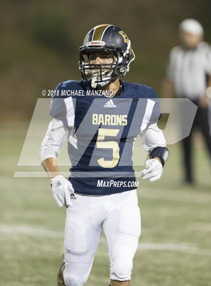 Thumbnail 1 in Bonita Vista vs. Mater Dei Catholic photogallery.