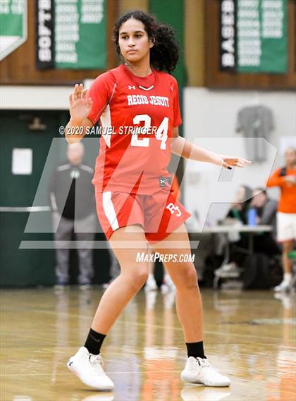 Thumbnail 3 in Regis Jesuit vs. Miramonte (MLK Showcase) photogallery.