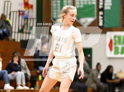 Thumbnail 3 in Regis Jesuit vs. Miramonte (MLK Showcase) photogallery.