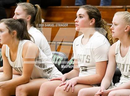 Thumbnail 2 in Regis Jesuit vs. Miramonte (MLK Showcase) photogallery.