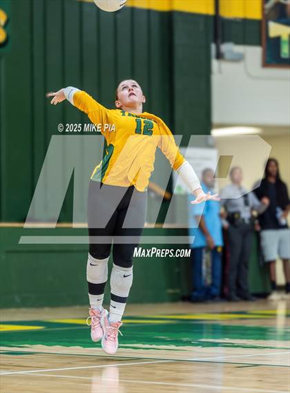 Thumbnail 2 in Lumberton @ Pine Forest photogallery.