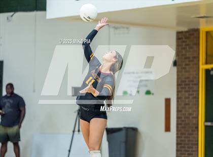 Thumbnail 2 in Lumberton @ Pine Forest photogallery.