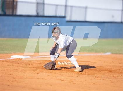 Thumbnail 2 in Northside vs Houston County photogallery.