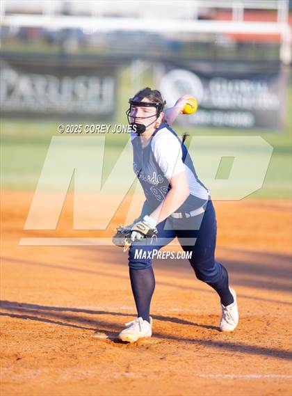 Thumbnail 3 in Northside vs Houston County photogallery.