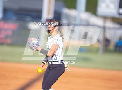 Thumbnail 1 in Northside vs Houston County photogallery.