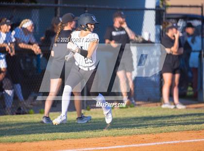 Thumbnail 3 in Northside vs Houston County photogallery.