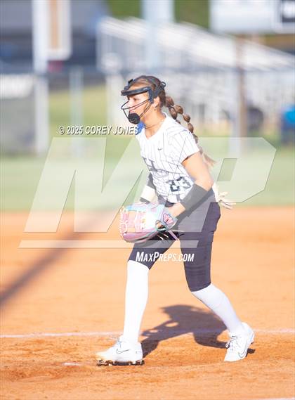 Thumbnail 2 in Northside vs Houston County photogallery.