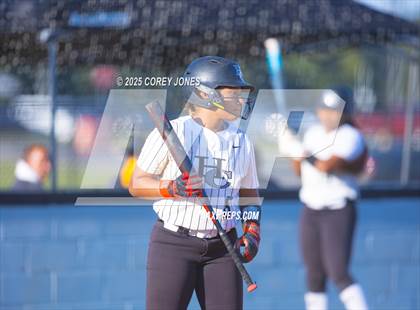 Thumbnail 3 in Northside vs Houston County photogallery.