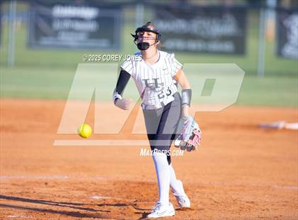 Thumbnail 3 in Northside vs Houston County photogallery.