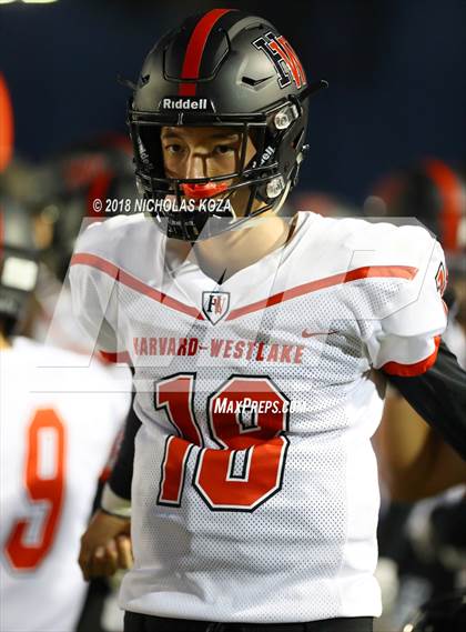 Thumbnail 1 in Harvard-Westlake vs. Crespi photogallery.