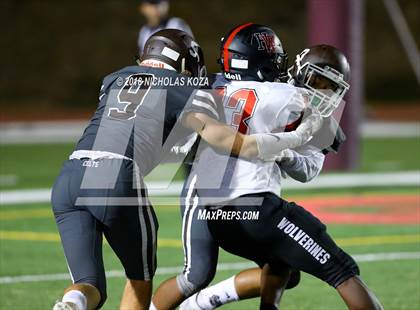 Thumbnail 2 in Harvard-Westlake vs. Crespi photogallery.