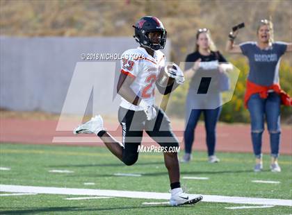 Thumbnail 2 in Harvard-Westlake vs. Crespi photogallery.