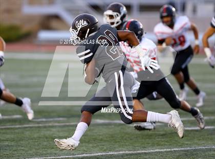 Thumbnail 3 in Harvard-Westlake vs. Crespi photogallery.