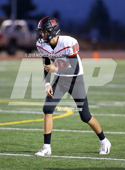 Thumbnail 3 in Harvard-Westlake vs. Crespi photogallery.