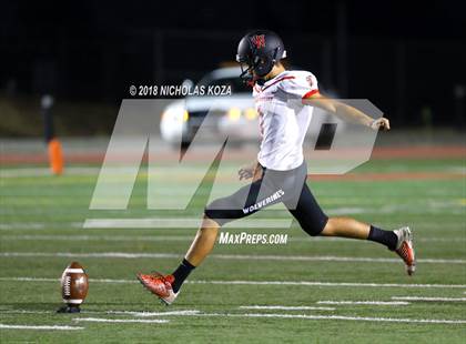 Thumbnail 3 in Harvard-Westlake vs. Crespi photogallery.
