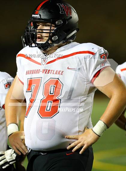 Thumbnail 1 in Harvard-Westlake vs. Crespi photogallery.