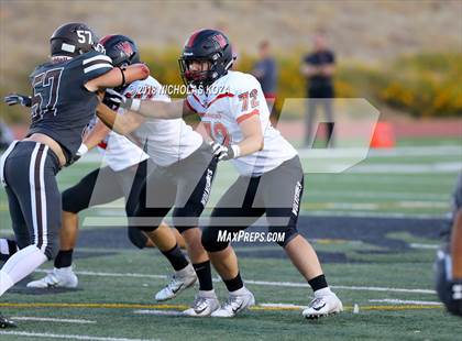 Thumbnail 1 in Harvard-Westlake vs. Crespi photogallery.