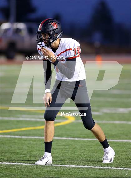 Thumbnail 2 in Harvard-Westlake vs. Crespi photogallery.