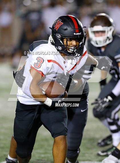 Thumbnail 1 in Harvard-Westlake vs. Crespi photogallery.