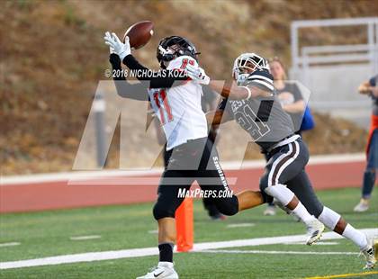 Thumbnail 2 in Harvard-Westlake vs. Crespi photogallery.