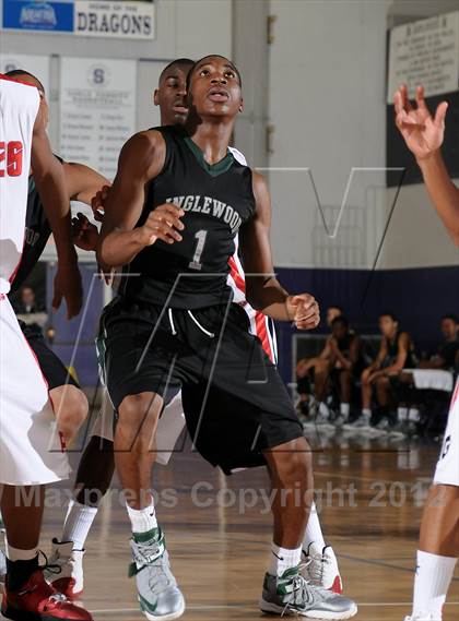 Thumbnail 1 in Inglewood vs. Pleasant Grove (St. Hope Elite Hoops Classic) photogallery.